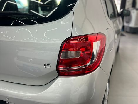 Renault SANDERO Expression Hi-Power 1.6 8V 5p