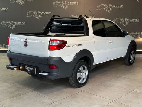 Fiat Strada Freedom 1.4 Flex 8V CD