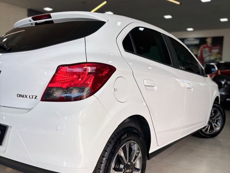 Chevrolet ONIX HATCH LTZ 1.4 8V FlexPower 5p Mec.