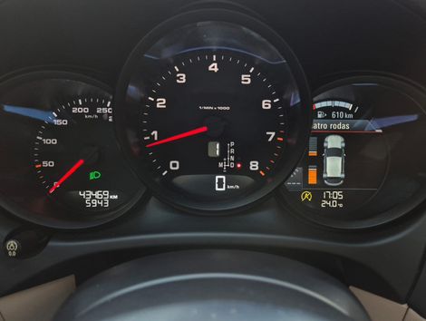 Porsche Macan 2.0 Turbo