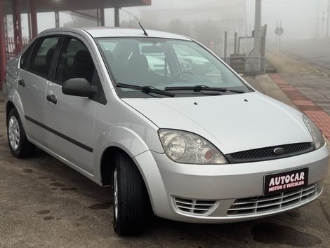 Ford Fiesta Sedan 1.0 8V Flex 4p