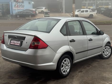 Ford Fiesta Sedan 1.0 8V Flex 4p