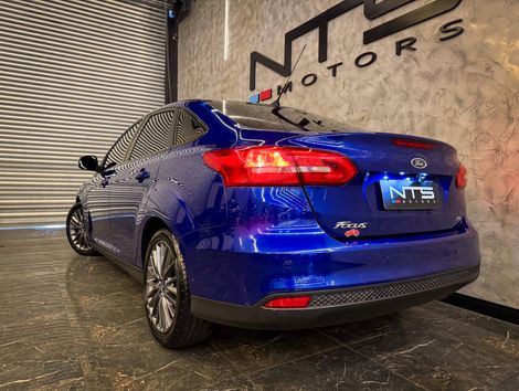 Ford Focus 2.0 16V/SE/SE Plus Flex 5p Aut.