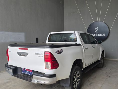 Toyota Hilux CD SRV 4x4 2.8 TDI Diesel Aut.