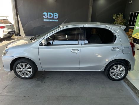 Toyota ETIOS X Plus 1.5 Flex 16V 5p Aut.