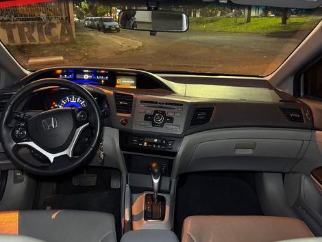 Honda Civic Sedan LXR 2.0 Flexone 16V Aut. 4p