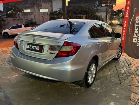 Honda Civic Sedan LXR 2.0 Flexone 16V Aut. 4p