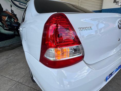 Toyota ETIOS X Sedan 1.5 Flex 16V 4p Mec.