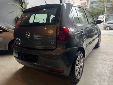 VolksWagen Fox 1.6 Mi Total Flex 8V 5p
