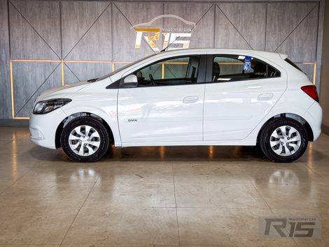Chevrolet ONIX HATCH Joy 1.0 8V Flex 5p Mec.