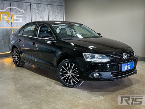 VolksWagen JETTA Comfortline 2.0 T.Flex 8V 4p Tipt.