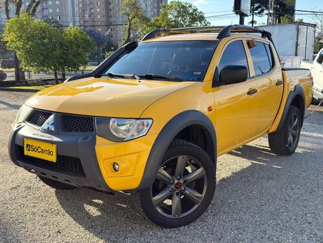 Mitsubishi L200 Triton Savana 3.2 CD TBI Dies. Mec.