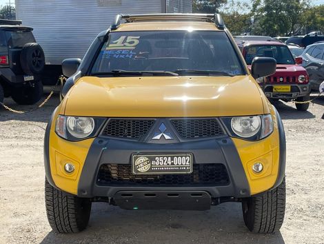 Mitsubishi L200 Triton Savana 3.2 CD TBI Dies. Mec.