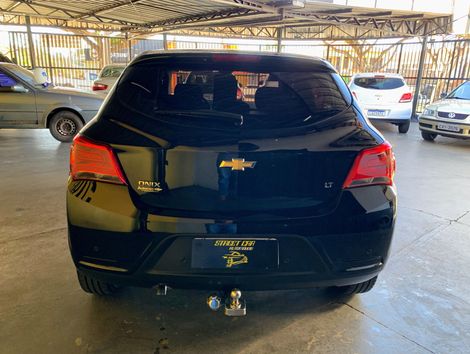 Chevrolet ONIX HATCH LT 1.0 8V FlexPower 5p Mec.