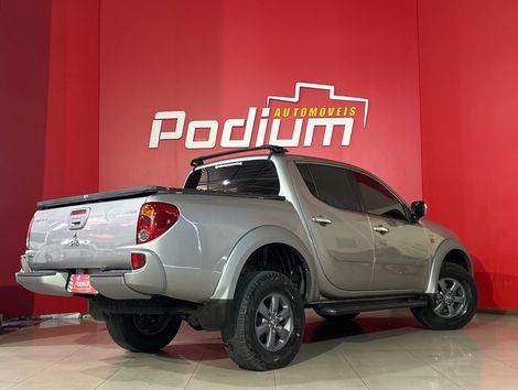 Mitsubishi L200 Triton OUTDOOR 2.4 Flex 16V CD Mec.