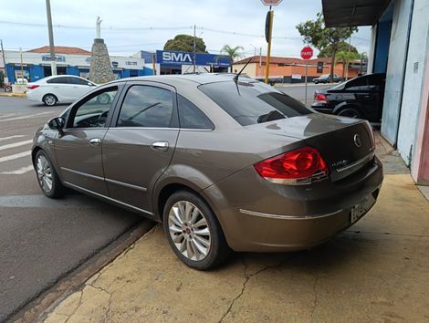 Fiat LINEA ABSOLUTE 1.9/1.8 Flex Dualogic 4p