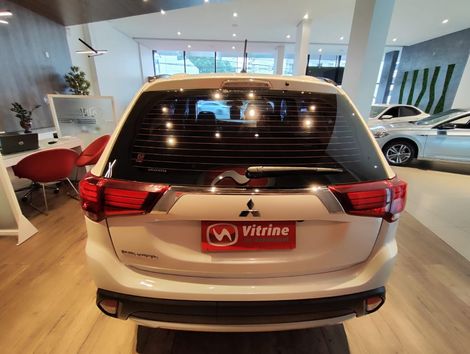 Mitsubishi OUTLANDER 2.0 16V 160cv Aut.