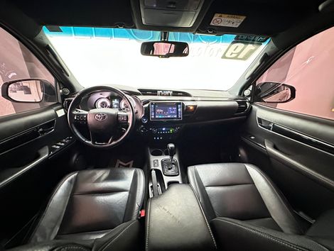 Toyota Hilux CD SRX 4x4 2.8 TDI 16V Diesel Aut.