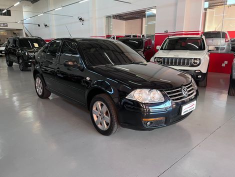 VolksWagen Bora 2.0/ 2.0 Flex 8v Mec.