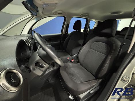 Citroën C3 Picasso GLX 1.5 Flex 8V 5p Mec.