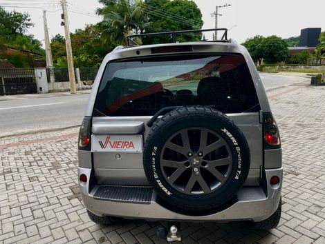 Mitsubishi Pajero TR4 2.0/ 2.0 Flex 16V 4x4 Aut.