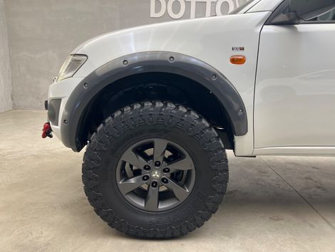 Mitsubishi L200 Triton GLS 3.2 CD TB Int.Diesel Mec