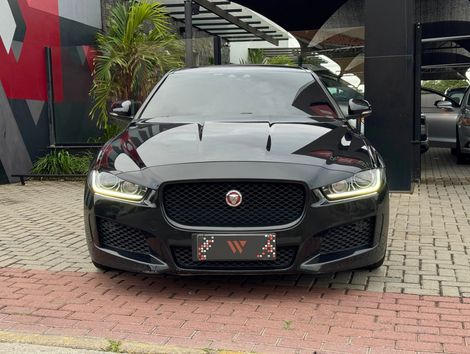 Jaguar XE 2.0 Turbocharged R-Sport Aut.
