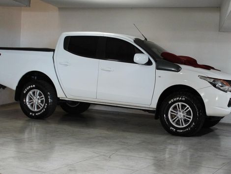 Mitsubishi L200 Triton Sport HPE 2.4 CD Diesel Aut.