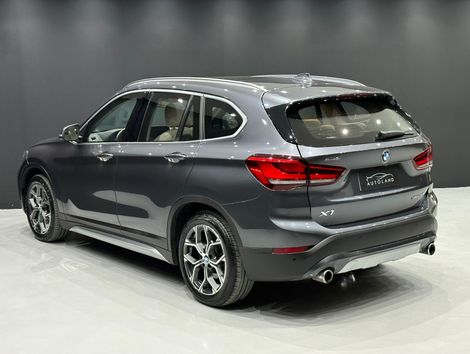 BMW X1 SDRIVE 20i X-Line 2.0 TB Active Flex