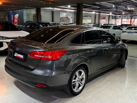 Ford Focus Fastback SE/SE PLUS 2.0 Flex Aut.