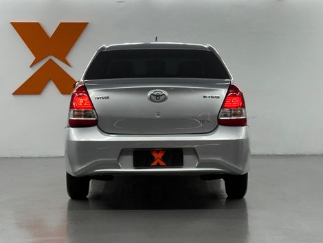 Toyota ETIOS X Sedan 1.5 Flex 16V 4p Mec.