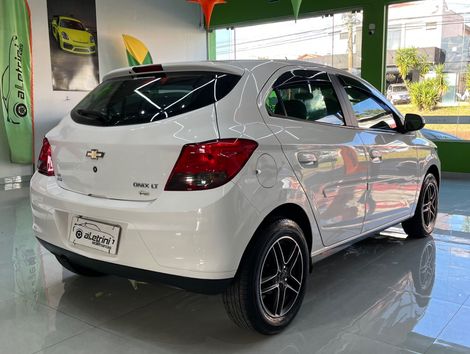 Chevrolet ONIX HATCH LT 1.4 8V FlexPower 5p Mec.