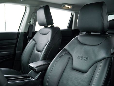 Jeep COMPASS LONG. T270 1.3 TB 4x2 Flex Aut.