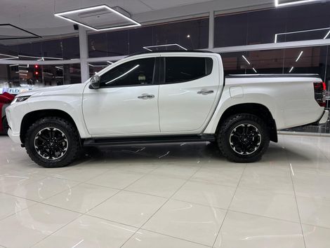 Mitsubishi L200 Triton Sport HPE 2.4 CD Diesel Aut.
