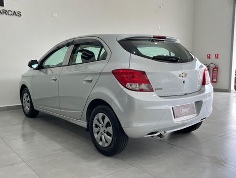Chevrolet ONIX HATCH Joy 1.0 8V Flex 5p Mec.