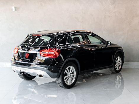 Mercedes GLA 200 Advance 1.6/1.6 TB 16V Flex Aut.