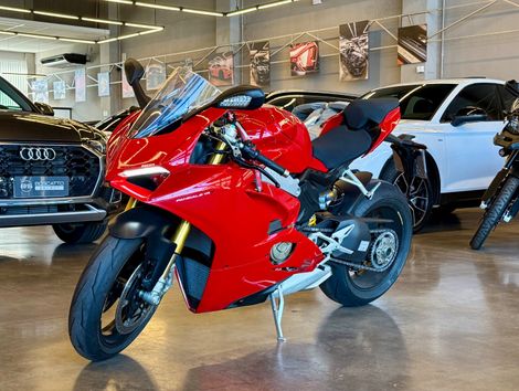 Ducati PANIGALE V4 S