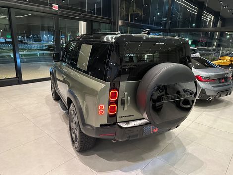 Land Rover Defender 90 2.0 Turbo SE Si4 Aut.