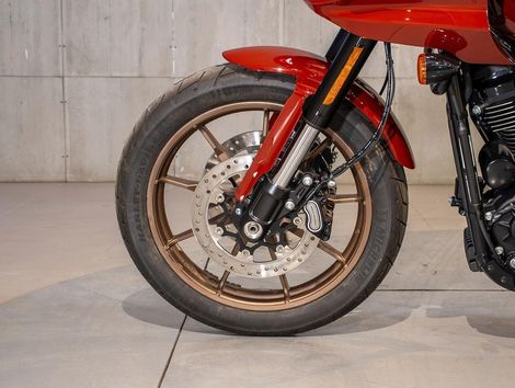 Harley LOW RIDER ST