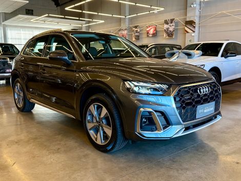 Audi Q5 Performance 2.0 TFSIe S.Tr. Qt (Hib.)