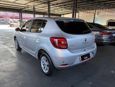 Renault SANDERO Expression Flex 1.6 16V 5p