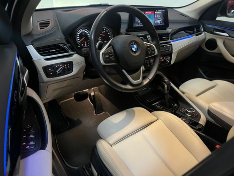 BMW X1 SDRIVE 20i X-Line 2.0 TB Active Flex