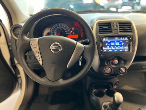 Nissan MARCH SV 1.0 12V Flex 5p