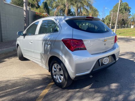 Chevrolet ONIX HATCH LT 1.0 8V FlexPower 5p Mec.