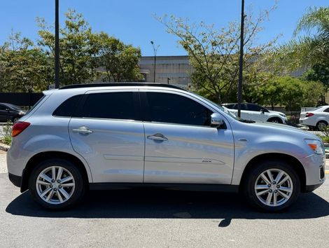 Mitsubishi ASX 2.0 16V 4x4 160cv Aut.