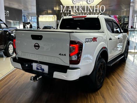 Nissan Frontier PRO4X CD 4x4 2.3 Bi-TB Die. Aut