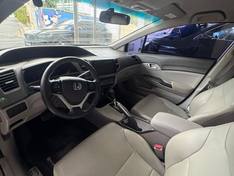 Honda Civic Sedan LXR 2.0 Flexone 16V Aut. 4p