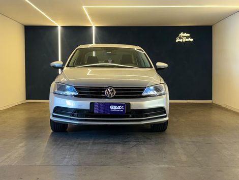 VolksWagen JETTA Comfortline 2.0 T.Flex 8V 4p Tipt.