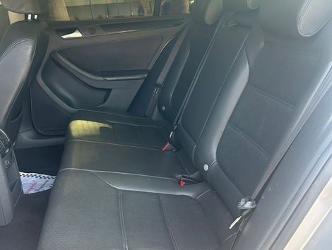 VolksWagen JETTA Comfortline 2.0 T.Flex 8V 4p Tipt.