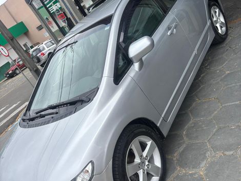 Honda Civic Sedan LXS 1.8/1.8 Flex 16V Aut. 4p